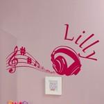 Lilly Casque et notes de musique